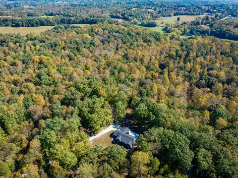 899 Wilkinstown Rd, Parsons, TN 38363