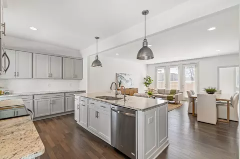 719 Douglas Ave #8, Nashville, TN 37207