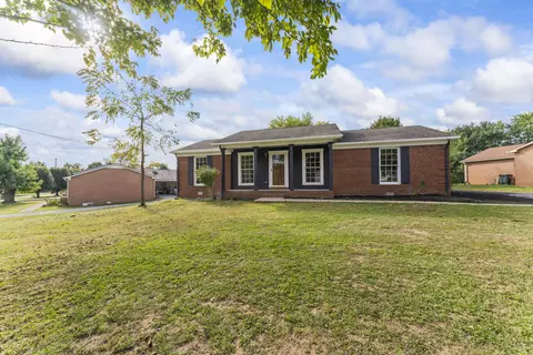 109 Westwind Dr, Springfield, TN 37172