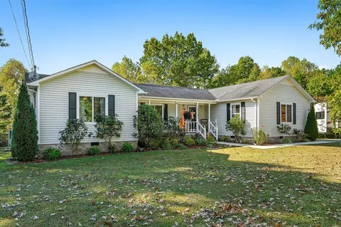 1150 Pine Grove Rd, Smithville, TN 37166