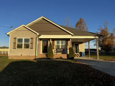 215 Ester Ln, Manchester, TN 37355