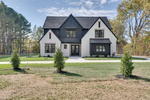4713 Blackman Rd, Murfreesboro, TN 37129