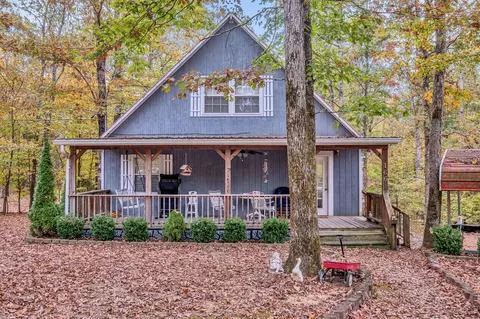 166 Outback Rd, Lobelville, TN 37097
