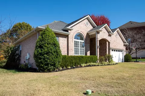 1594 Red Oak Ln, Brentwood, TN 37027