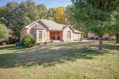 238 Longwood Ln, Clarksville, TN 37043