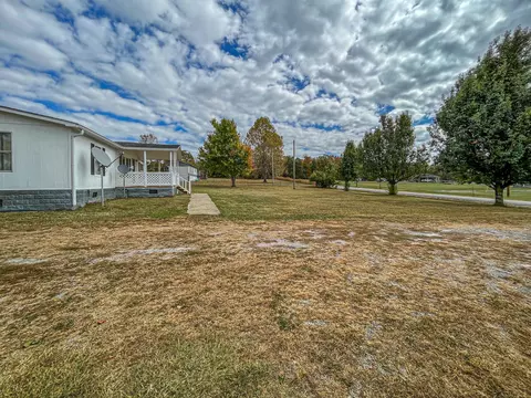 552 Rackley Rd, Goodspring, TN 38460 photo 4