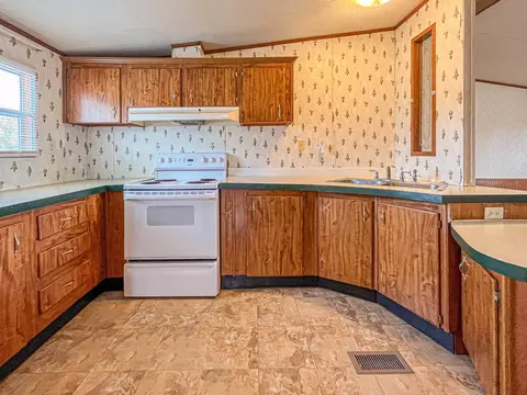 552 Rackley Rd, Goodspring, TN 38460 photo 9