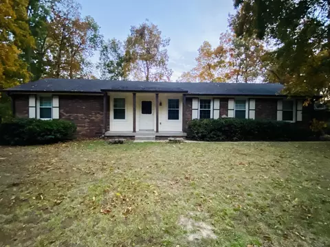 1008 Wildwood St, White House, TN 37188