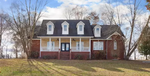 2620 River Hills Dr, Clarksville, TN 37043