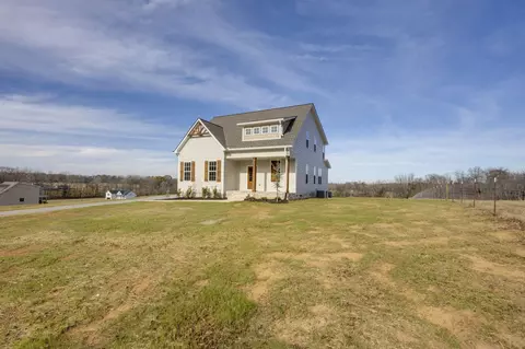 1518 Donoho Ln, Cedar Hill, TN 37032