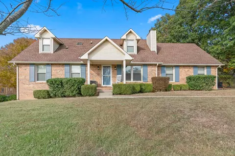 1013 Hillshire Dr, Clarksville, TN 37043