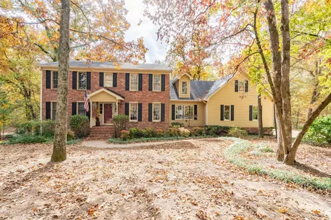 9218 Mountain Shadows Dr, Chattanooga, TN 37421
