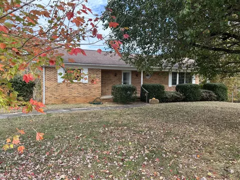 224 Sugar Hill Dr, Sparta, TN 38583