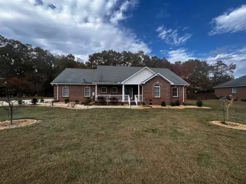 142 Crimson Dr, Winchester, TN 37398