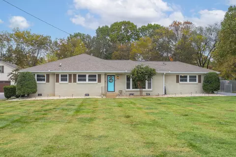 108 Dale Ave, Hendersonville, TN 37075