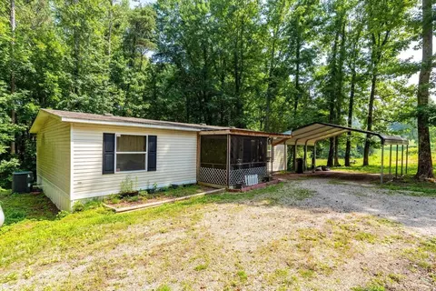 788 Porter Rd, Trenton, GA 30752