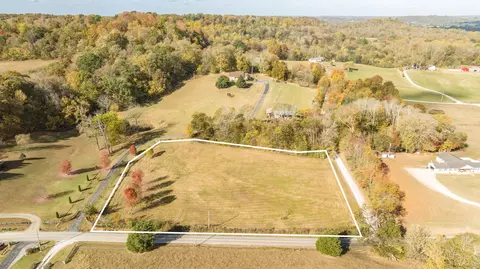 1 Foster Chapel Rd, Columbia, TN 38401