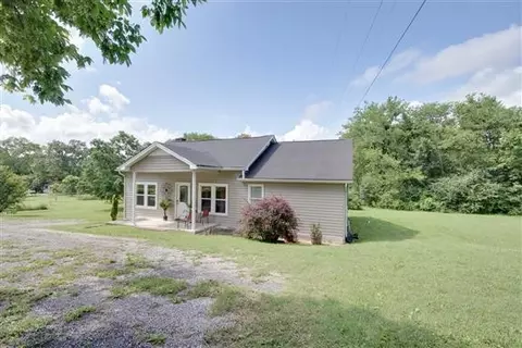 183 Kempville Hwy, Carthage, TN 37030