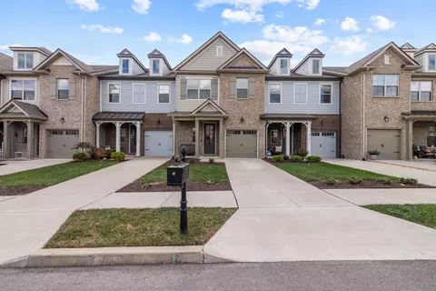 3136 Sassafras Ln, Thompsons Station, TN 37179