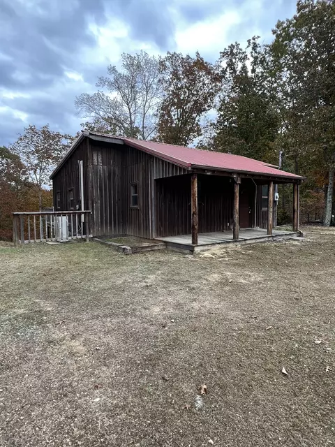 120 Dogwood Dr, Holladay, TN 38341