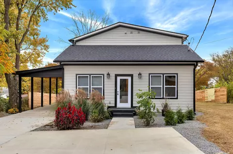 3016 Harlin Dr, Nashville, TN 37211