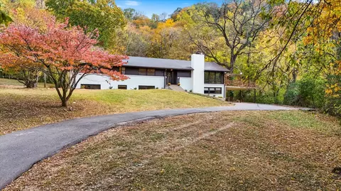 6720 Rodney Ct, Nashville, TN 37205