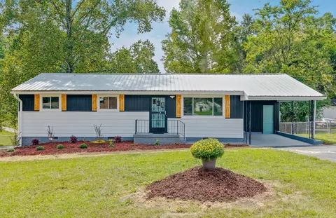 2026 Gail St, Rossville, GA 30741