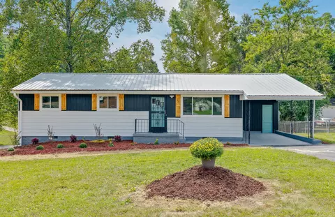 2026 Gail St, Rossville, GA 30741
