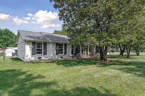 772 W Oak Dr, Cookeville, TN 38501