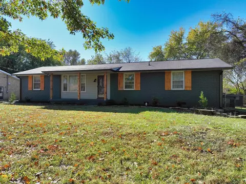 123 Cheryl Dr, Hendersonville, TN 37075