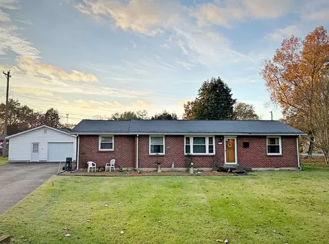 22 Lealand Ct, Clarksville, TN 37042