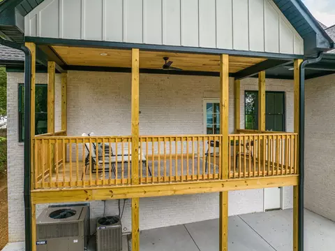 304 Center Ave, Dickson, TN 37055 photo 38