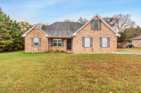 2916 Cliffside Dr, Christiana, TN 37037