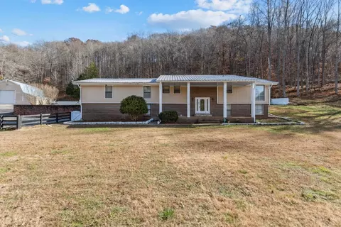 1311 Dry Creek Rd, Ashland City, TN 37015