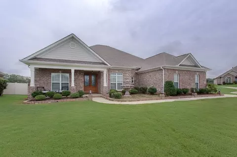 109 Chase Lake Trl, Huntsville, AL 35811