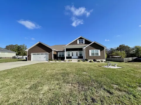 140 Valley Green Dr, Hopkinsville, KY 42240