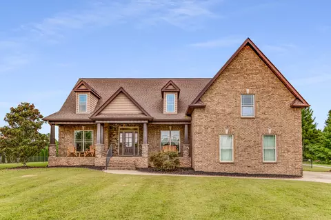 1943 Kingwood Ln, Rockvale, TN 37153
