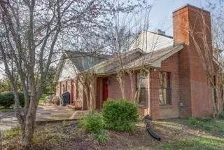 2555 Oak Hill Dr, Murfreesboro, TN 37130