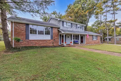 308 Raintree Dr, Hendersonville, TN 37075
