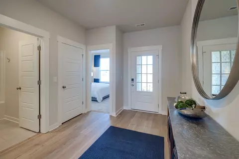 659 Ballard Dr, White House, TN 37188