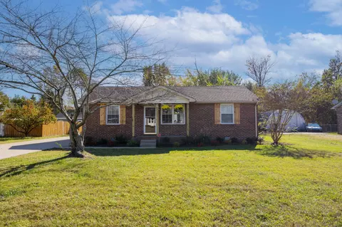 2342 Willow Dr, Murfreesboro, TN 37127