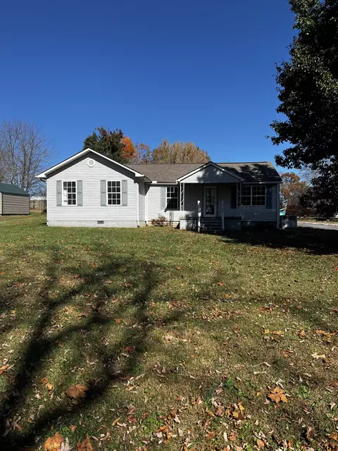 1020 Sparta Dr, Crossville, TN 38555