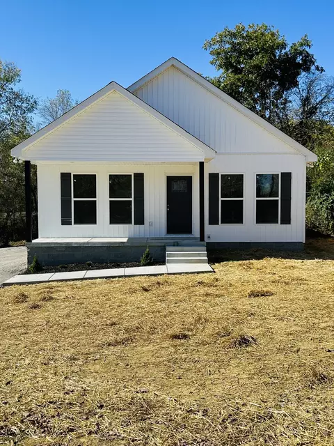 337 Smith Rd, Smithville, TN 37166