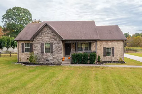 2049 Old Highway 431 S, Greenbrier, TN 37073