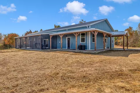 871 Leatherwood Rd, Dover, TN 37058