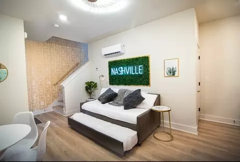1701 Porter Rd #8, Nashville, TN 37206
