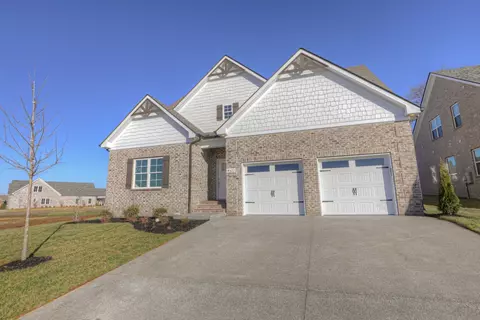 4322 Attleboro Dr, Murfreesboro, TN 37128