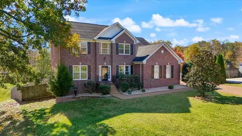 104 Stillwater Trl, Hendersonville, TN 37075