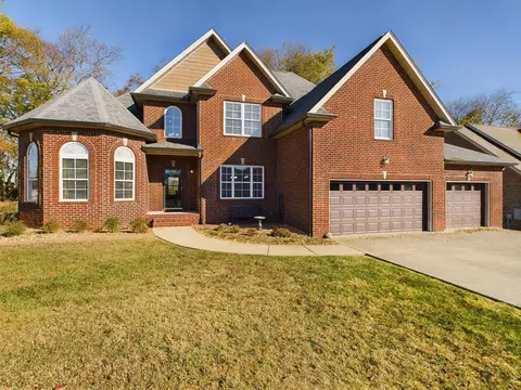 1001 Nealcrest Cir, Spring Hill, TN 37174