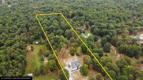 7821 Oak Springs Rd, Nunnelly, TN 37137